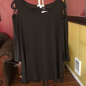 Green Envelope 1X long sleeve shirt. Never worn.